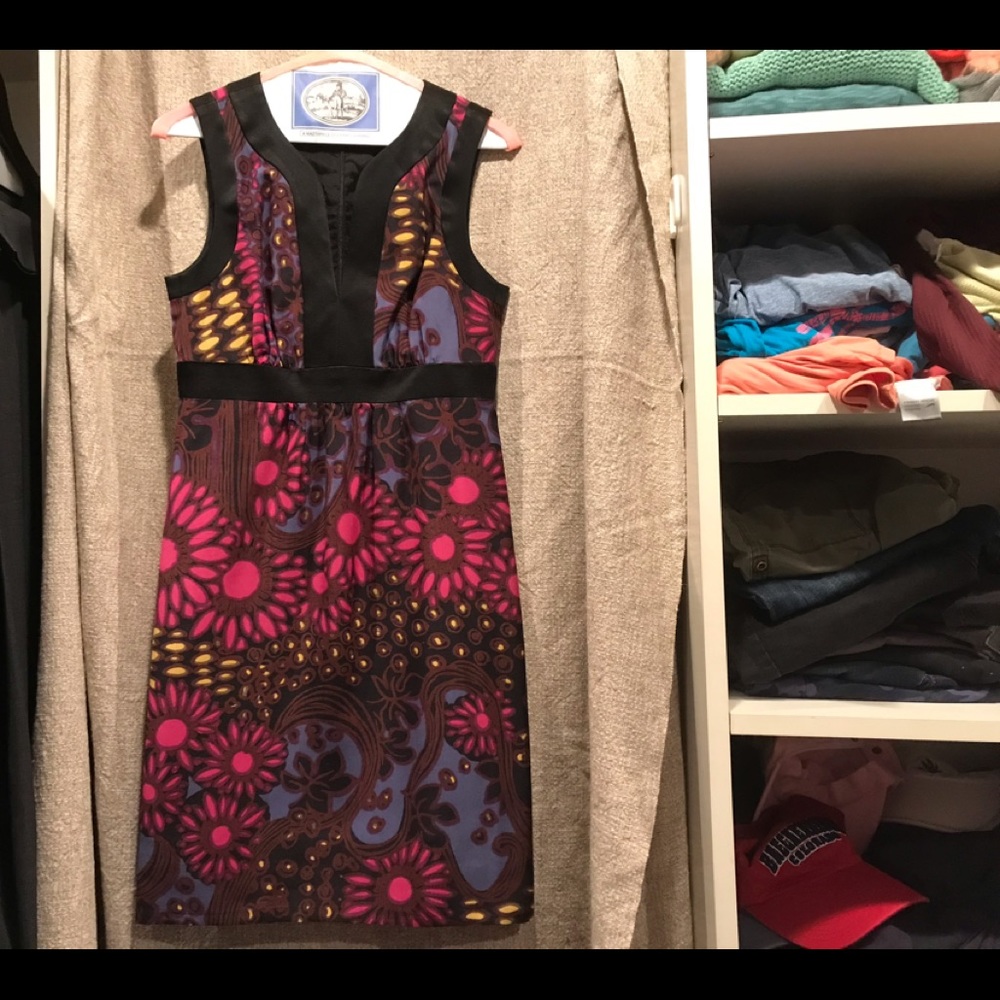 Sleeveless print dress